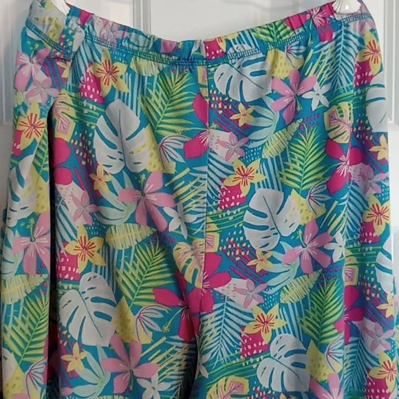 Secret Treasures Vibrant Leaf Print Pajama Set - Pink, Green, Blue - Picture 4 of 5